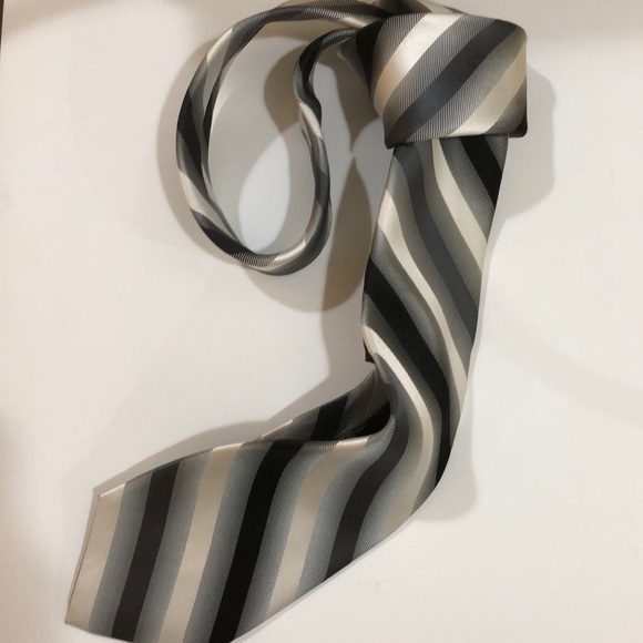 EXPRESS MEN’S TIE 100% SILK - Picture 2 of 4